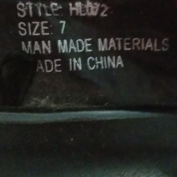 Sparkly flats - Picture 5 of 8